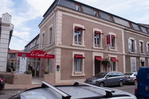 A nice hotel in the center of Tain L'Hermitage