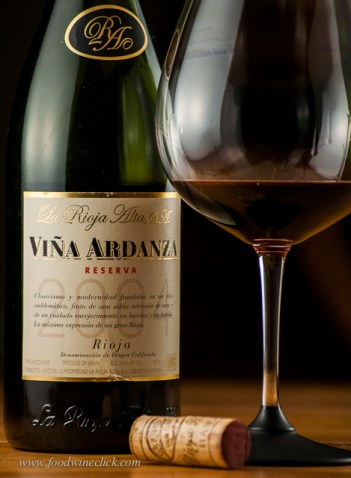 A classic Rioja made from Tempranillo (and a bit of Garnacha)