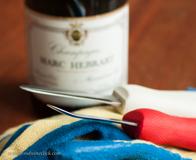 My new toy: Hooked tip New Haven style oyster knife