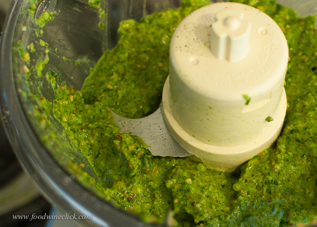 Super bright, fresh green.  Spring is here!