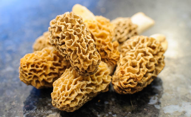 Until I find my own secret spot, my current hunting ground at the Mill City Farmers Market will suffice.