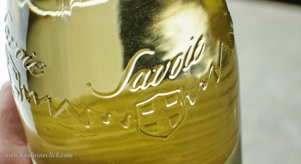 Savoie wine bottle emblem