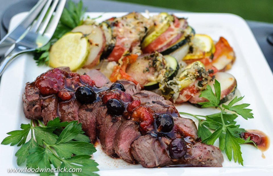 Rare steak with Madeira fruit sauce