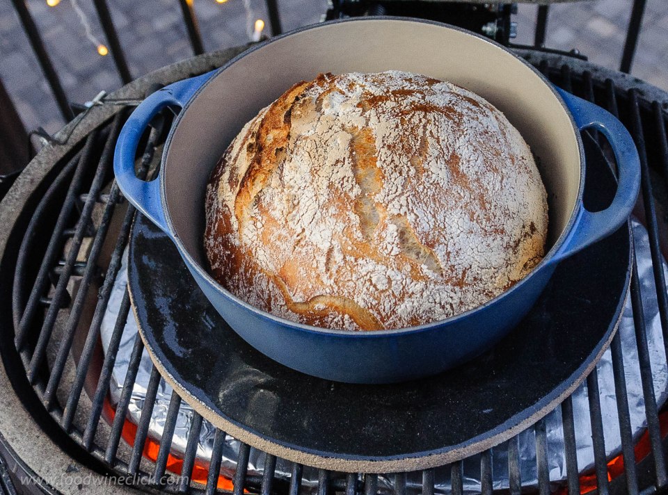 Primo ceramic grill baked bread