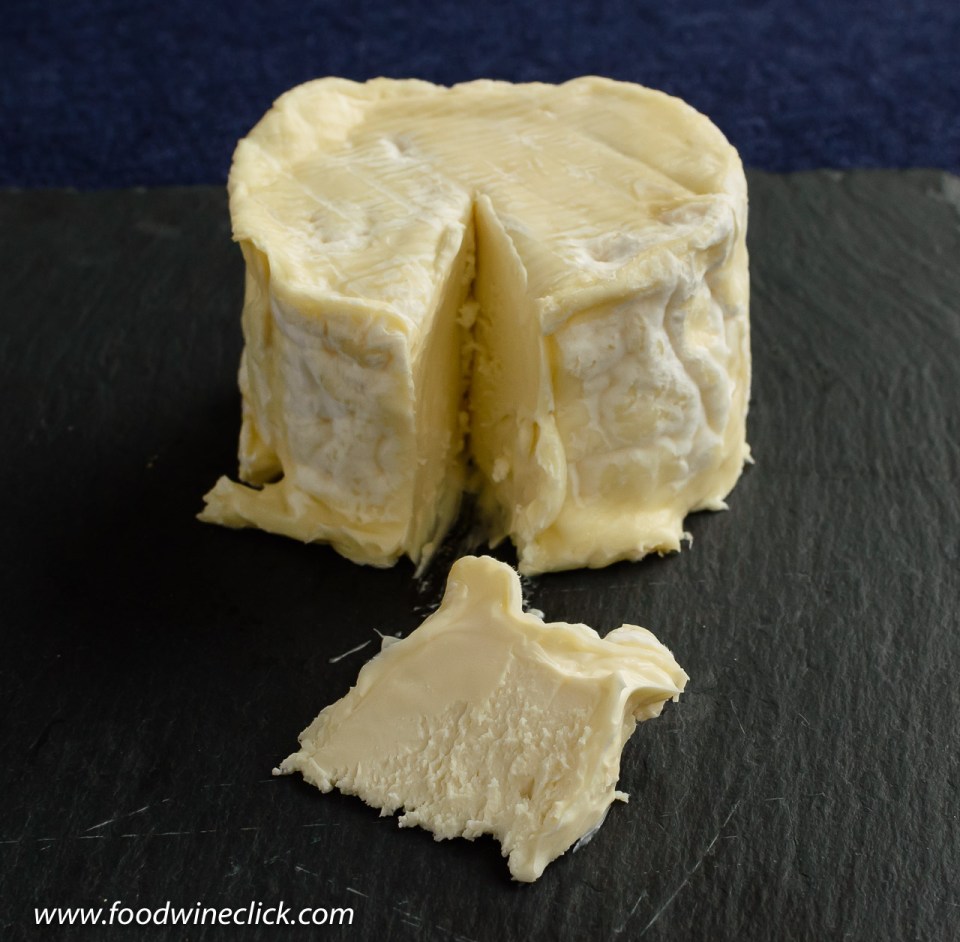 St. Nuage cheese from France