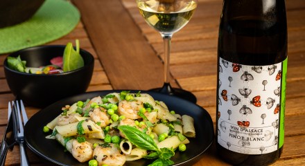 Spring pea pasta with shrimp, paired with Alsace Pinot Blanc