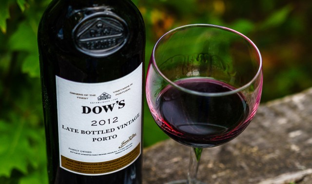 Dows' Late Bottled Vintage Porto 2012