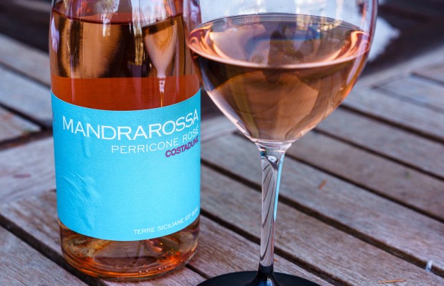 Rosé wine from Sicily